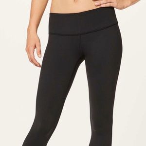 Lululemon Low Rise Wonder Under Blackb